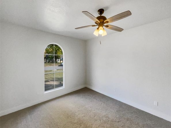 1426  Whiteoak Drive , Garland Texas 75040