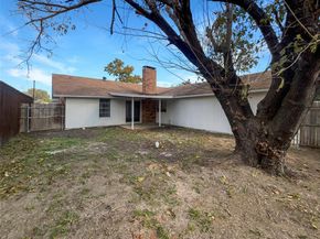 1426  Whiteoak Drive , Garland Texas 75040