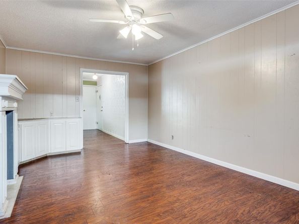 6035  Sandhurst Lane  B, Dallas Texas 75206