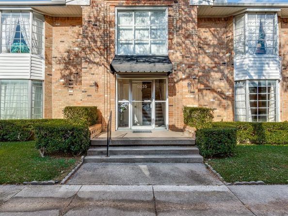 6035  Sandhurst Lane  B, Dallas Texas 75206