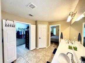 2721  Arabian Avenue , Denton Texas 76210