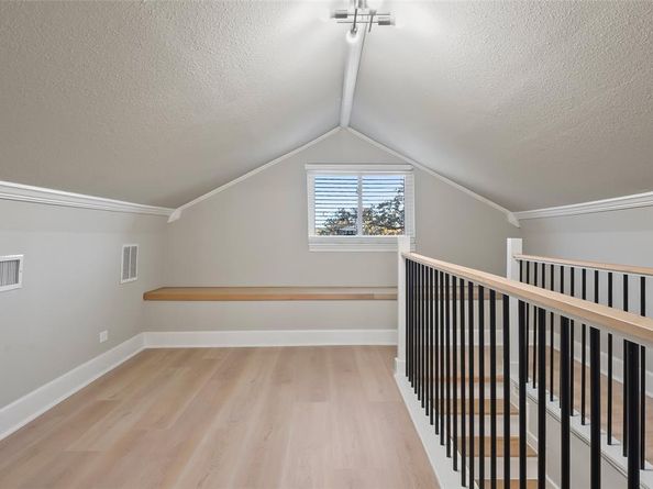 308  Country Club Road , Argyle Texas 76226