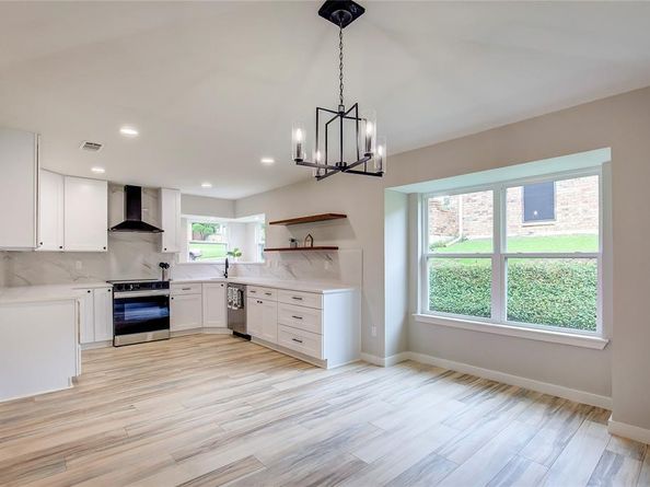 2805  Colleen Drive , Garland Texas 75043