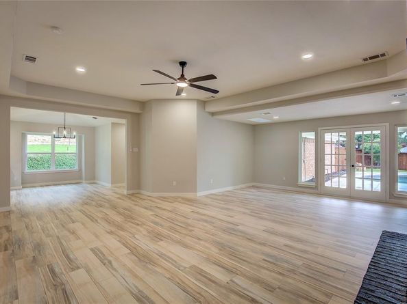 2805  Colleen Drive , Garland Texas 75043