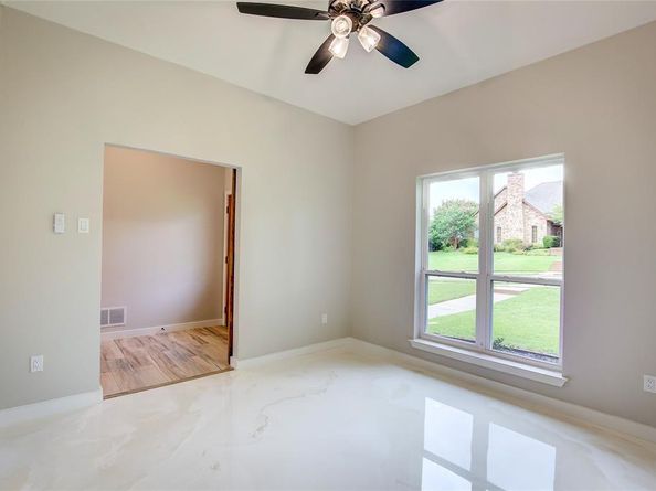 2805  Colleen Drive , Garland Texas 75043