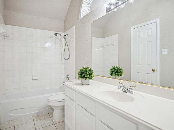 1205  Shores Boulevard , Rockwall Texas 75087