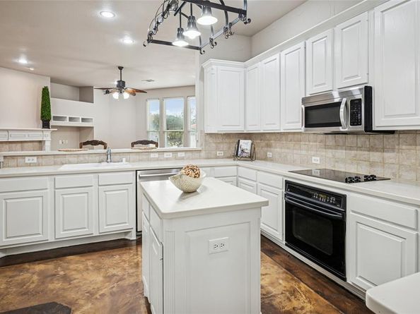 1205  Shores Boulevard , Rockwall Texas 75087