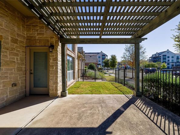 878  Hatton Sumner Pl  , Arlington Texas 76005