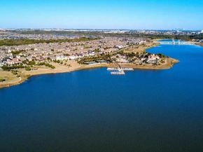 878  Hatton Sumner Pl  , Arlington Texas 76005