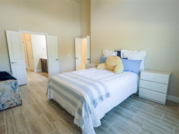 878  Hatton Sumner Pl  , Arlington Texas 76005