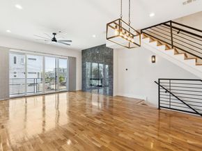 4119  Munger Avenue , Dallas Texas 75204