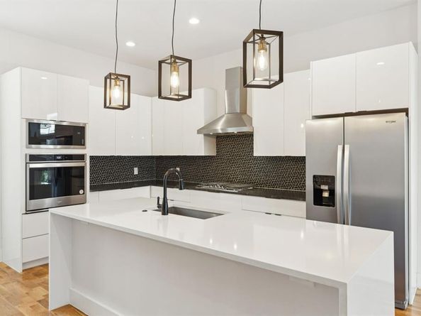 4119  Munger Avenue , Dallas Texas 75204