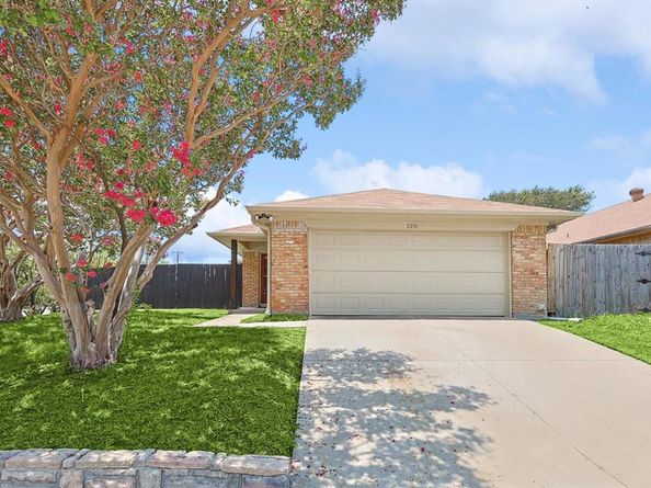 2201  Jamestown Court , Carrollton Texas 75006