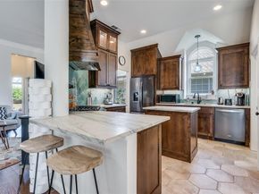 109  Midcrest Drive , Irving Texas 75063