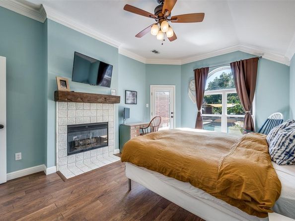 109  Midcrest Drive , Irving Texas 75063