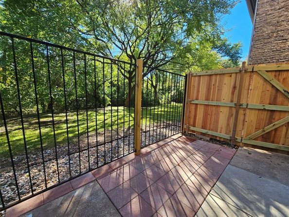 871  Dublin Drive  4, Richardson Texas 75080