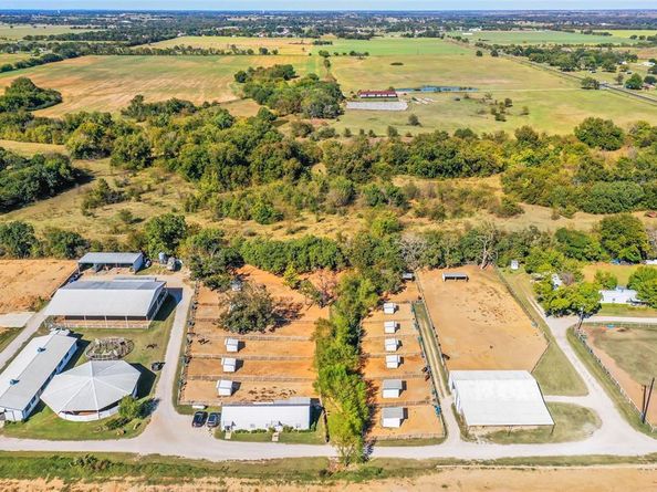 8771  Fm 2931  , Pilot Point Texas 76258