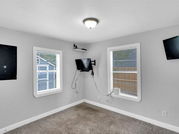 2013  Birdell Street , Fort Worth Texas 76105