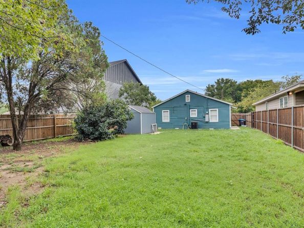 2013  Birdell Street , Fort Worth Texas 76105