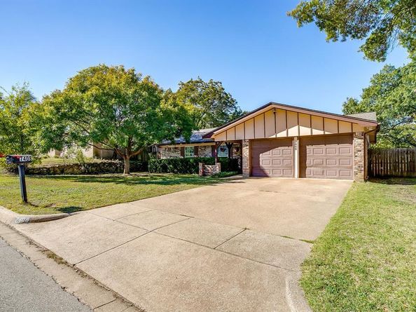 7408  Marlborough Drive W, Fort Worth Texas 76134