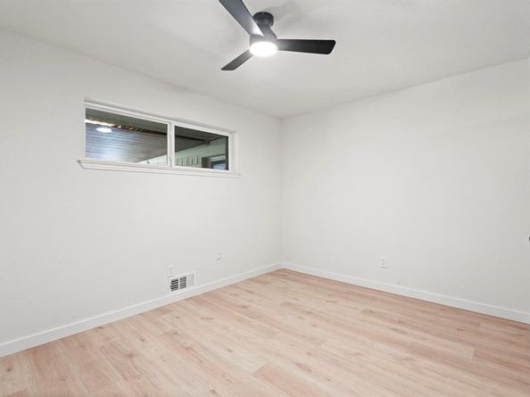 5118  Breakwood Drive , Dallas Texas 75227