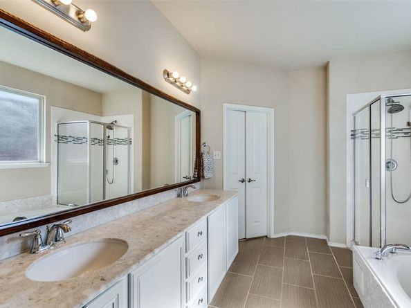 217  Noel Drive , McKinney Texas 75072