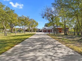 9334  Jim Christal Road , Denton Texas 76249