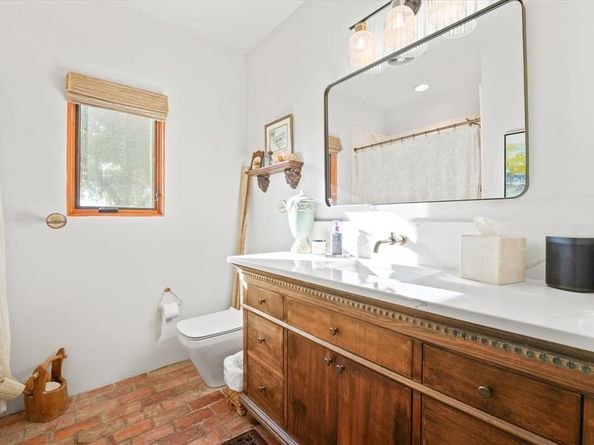 9334  Jim Christal Road , Denton Texas 76249