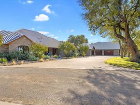 9334  Jim Christal Road , Denton Texas 76249