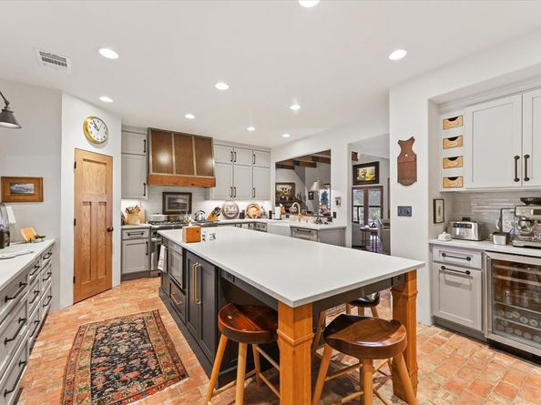 9334  Jim Christal Road , Denton Texas 76249