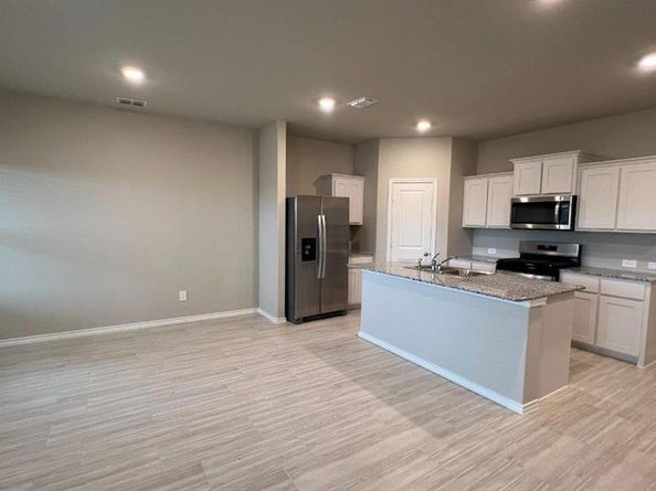 905  INGALLS PARK Lane , Fort Worth Texas 76131