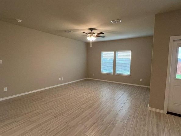 905  INGALLS PARK Lane , Fort Worth Texas 76131