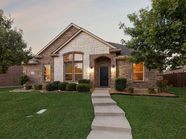 1326  White Water Lane , Rockwall Texas 75087