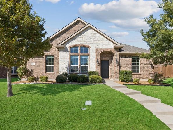 1326  White Water Lane , Rockwall Texas 75087