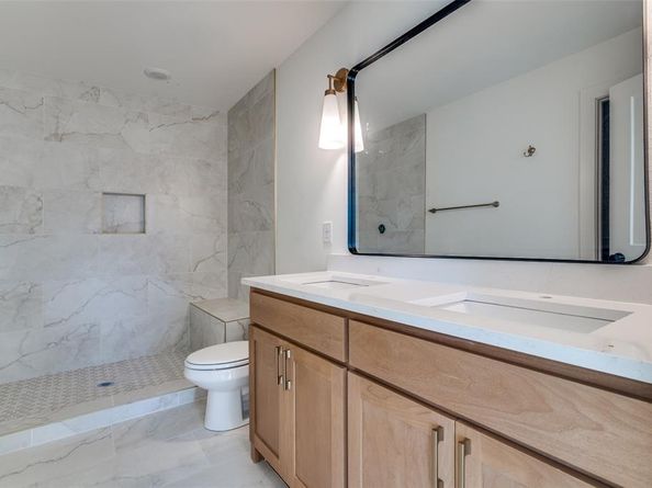 901  Sam Houston Street , Rockwall Texas 75087