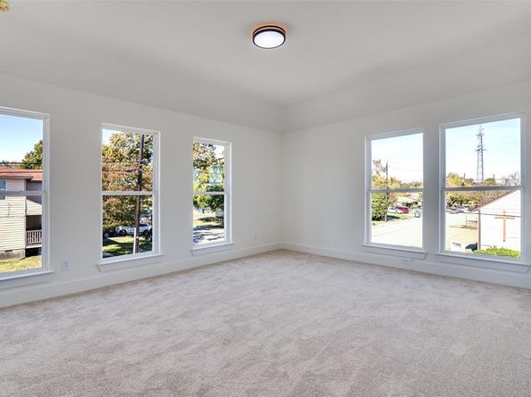 901  Sam Houston Street , Rockwall Texas 75087