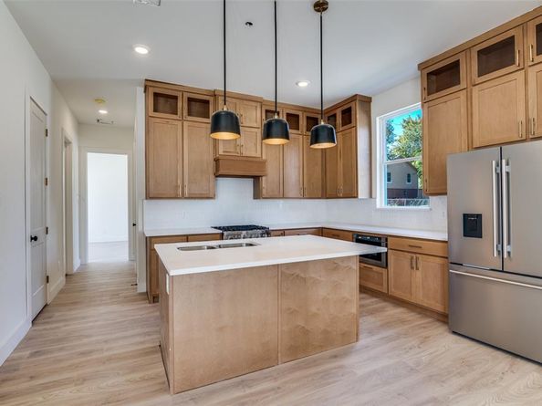 901  Sam Houston Street , Rockwall Texas 75087