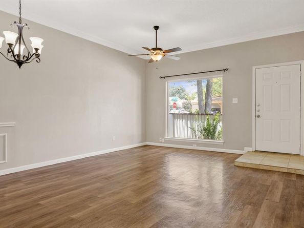 708  Baruna Circle , Garland Texas 75043