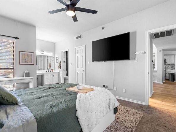 3105  San Jacinto Street  201, Dallas Texas 75204