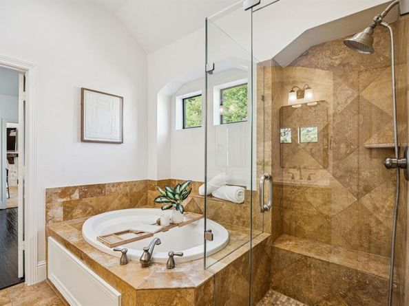 6156  Stapleford Circle , Dallas Texas 75252