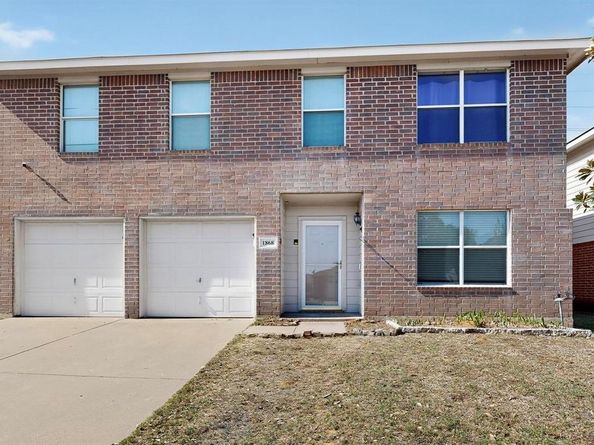 1868  Lynnwood Hills Drive , Fort Worth Texas 76112