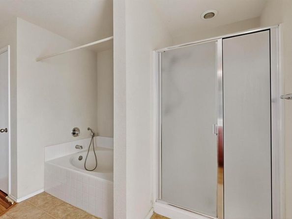 1868  Lynnwood Hills Drive , Fort Worth Texas 76112