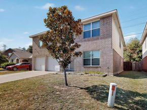1868  Lynnwood Hills Drive , Fort Worth Texas 76112