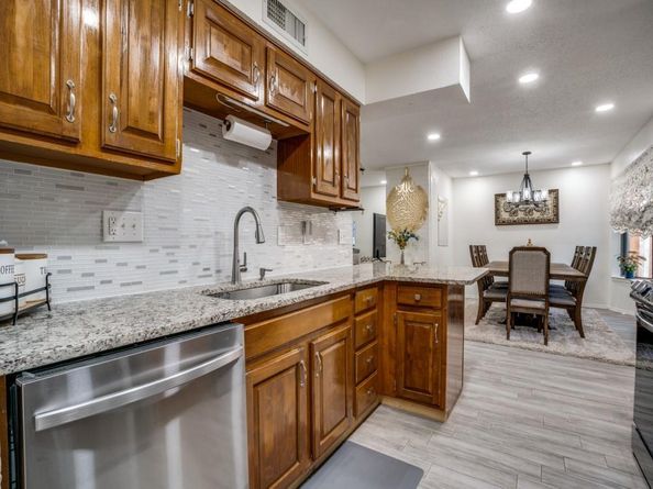 712  Middle Cove Drive , Plano Texas 75023