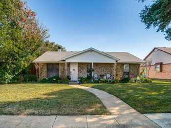 712  Middle Cove Drive 