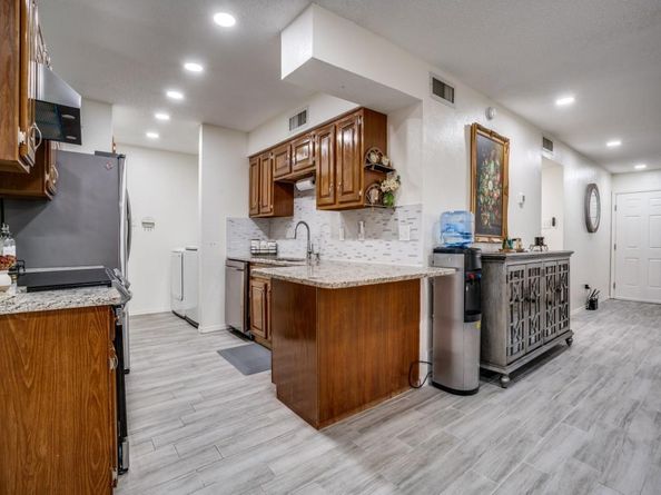 712  Middle Cove Drive , Plano Texas 75023