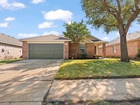 1129  Cottonwood Drive , Crowley Texas 76036