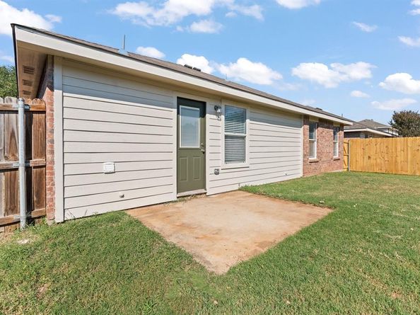 1129  Cottonwood Drive , Crowley Texas 76036