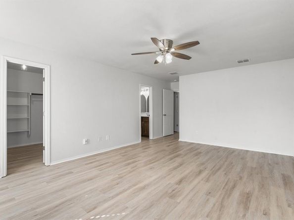 1129  Cottonwood Drive , Crowley Texas 76036