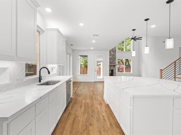 848  Northwood Road , Fort Worth Texas 76107